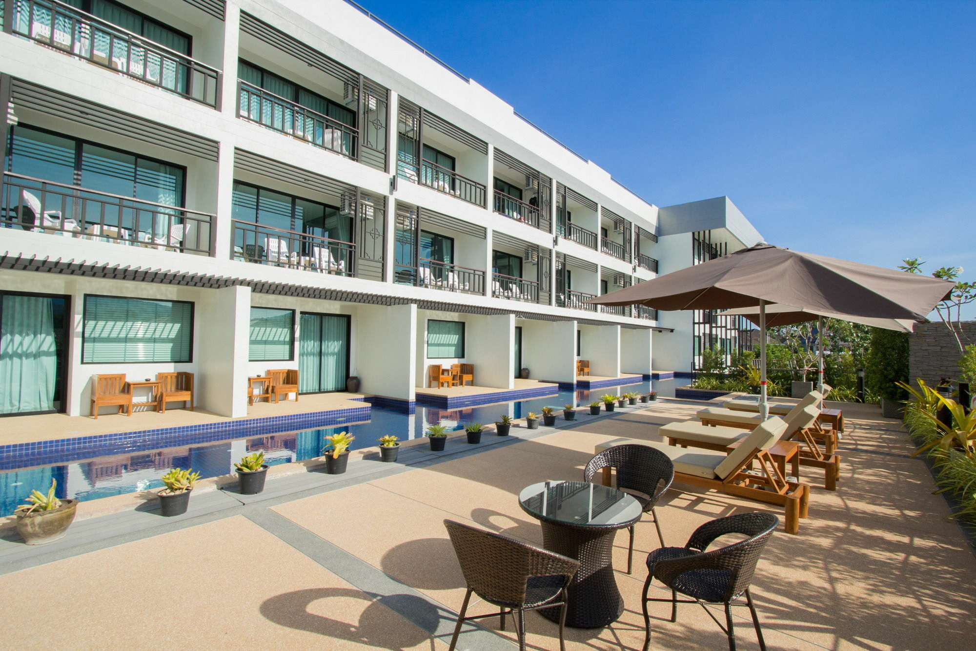 Baba House Hotel - Sha Plus Phuket Екстериор снимка